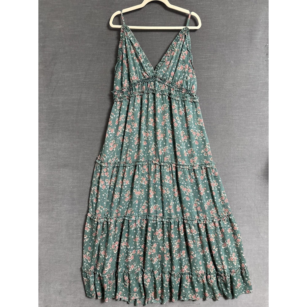 Green Floral Tiered Maxi Dress with V-Neck